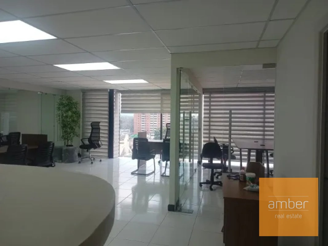 Oficina en 01010, Zona 10 - 7