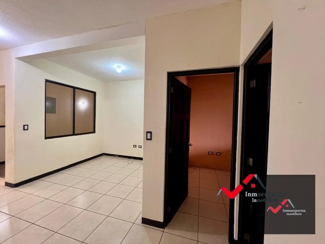 CASA EN VENTA SAN CRISTOBAL, ZONA 8 MIXCO - 8