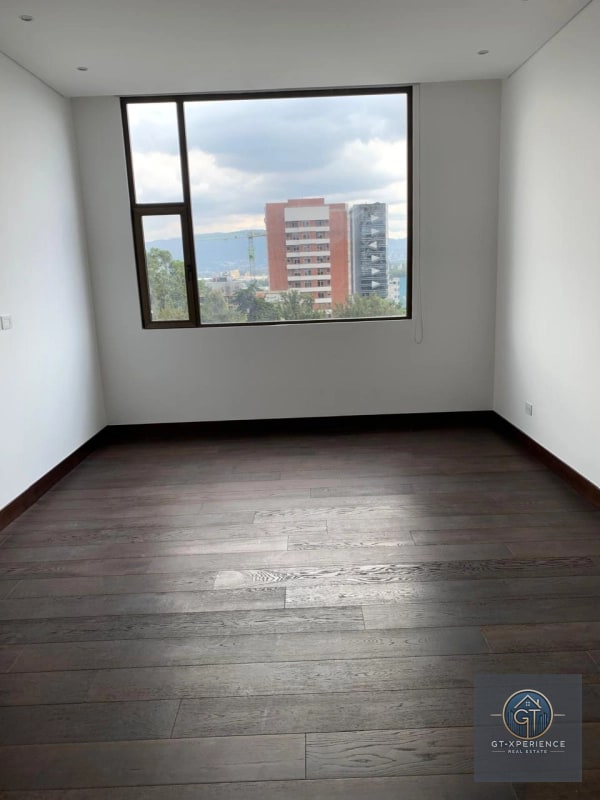 Lindo apartamento en edificio ECHO, zona 14 - 12