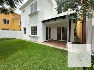 Casa en Venta en Fraijanes — Casa en Venta en Entreverdes, Carretera a El Salvador, Guatemala, Ciudad — miniatura 13 de 17