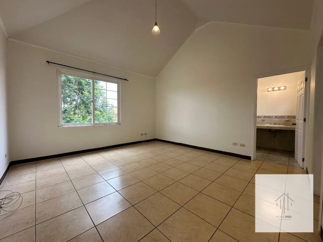Casa en Venta en Fraijanes - Miniatura 10