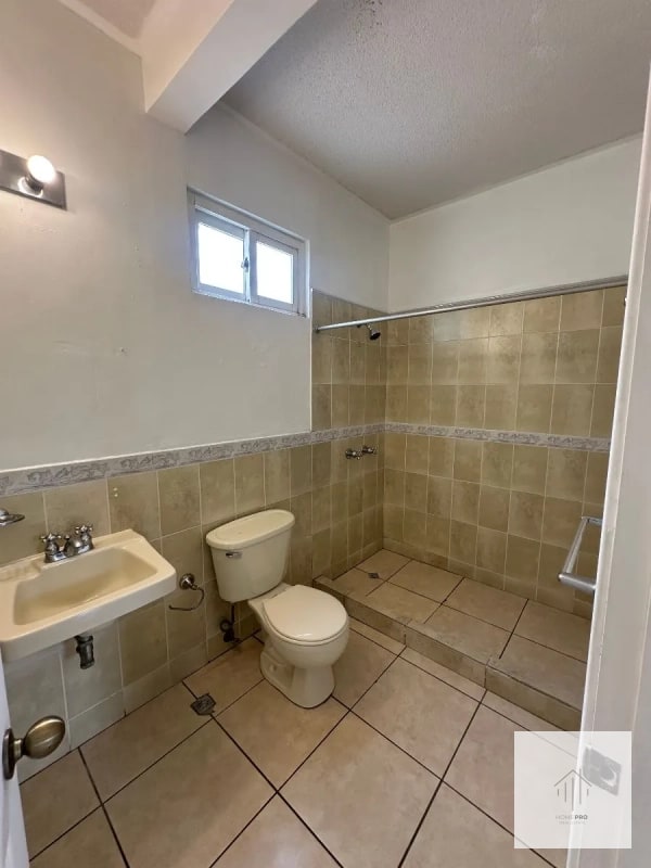 Casa en Venta en Fraijanes - Image 4