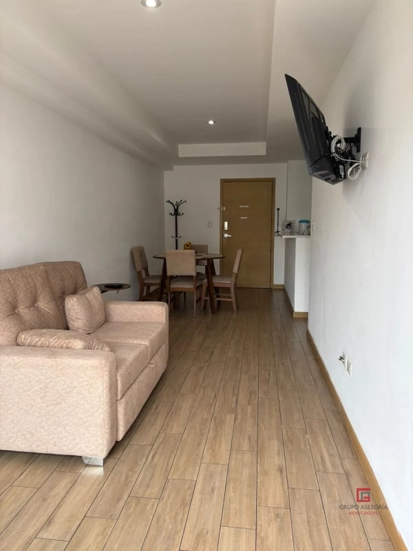 Lindo apartamento en renta en City Haus Zona 10 - 14