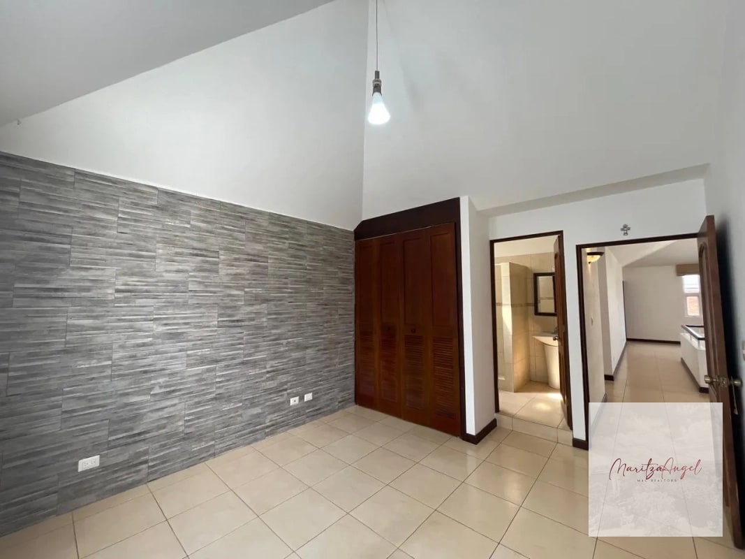 CASA EN VENTA EN LOS DIAMANTES CARRETERA A EL SALVADOR - 9