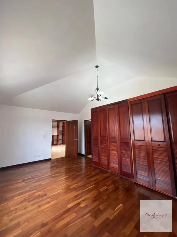 CASA EN VENTA EN LOS DIAMANTES CARRETERA A EL SALVADOR - 4