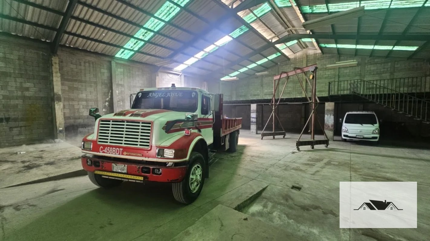 RENTA DE BODEGA 800m2 BOCA DEL MONTE, VILLA CANALES! 📢* 800 m² — Bodega / Ofibodega en Alquiler en Boca del Monte, Guatemala, Ciudad — foto 1 de 2