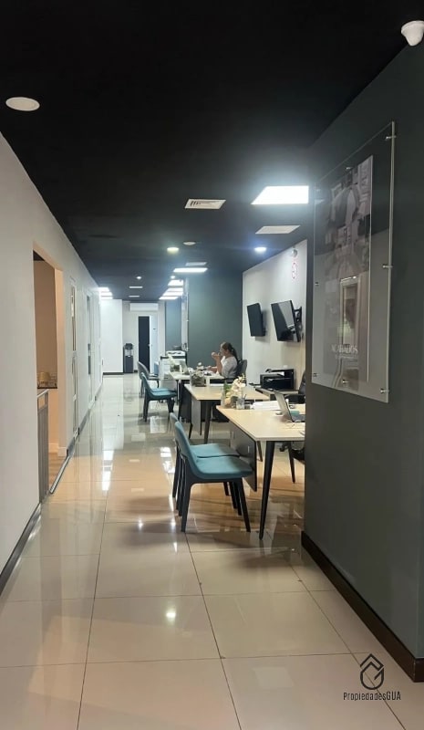 Oficina/local en renta - 3
