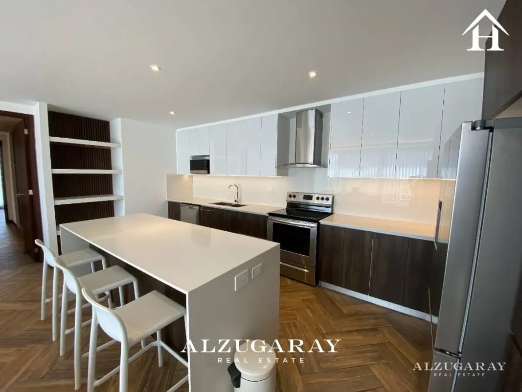 APTO AMUEBLADO P/ ESTRENAR - 3 HAB. / EDIFICIO NAORI ZONA 10 — Apartamento en Venta en Naori, Zona 10, Guatemala, Ciudad — foto 12 de 15