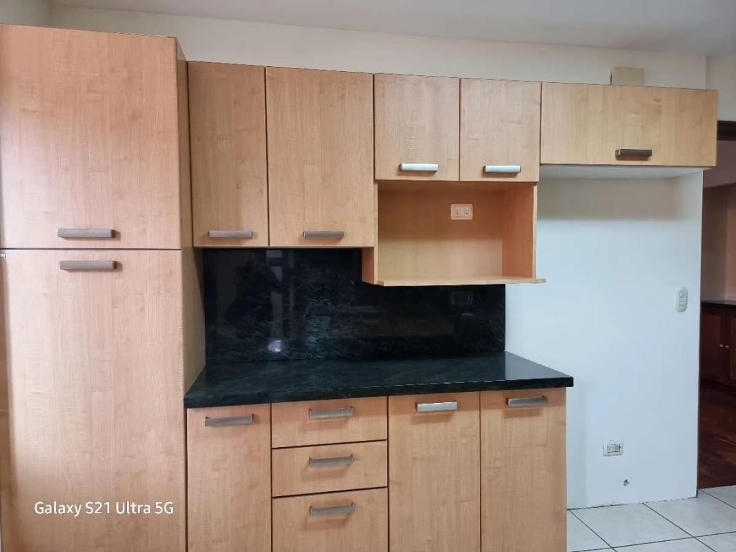 Altos de Santa Clara, Z. 10 Apartamento en renta — Apartamento en Alquiler en Altos de Santa Clara, Zona 10, Guatemala, Ciudad — foto 9 de 12