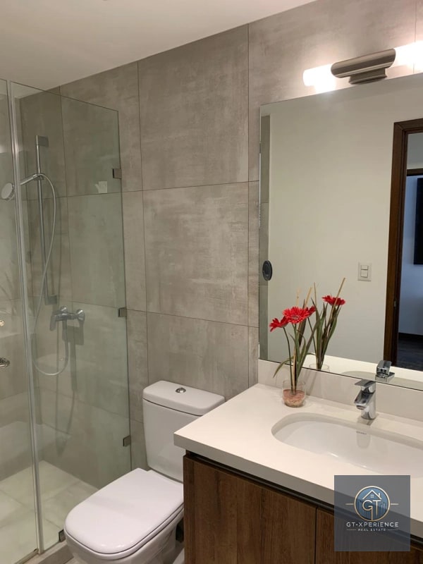 Lindo apartamento en renta y venta edificio Casa Clara, zona 10 - 2
