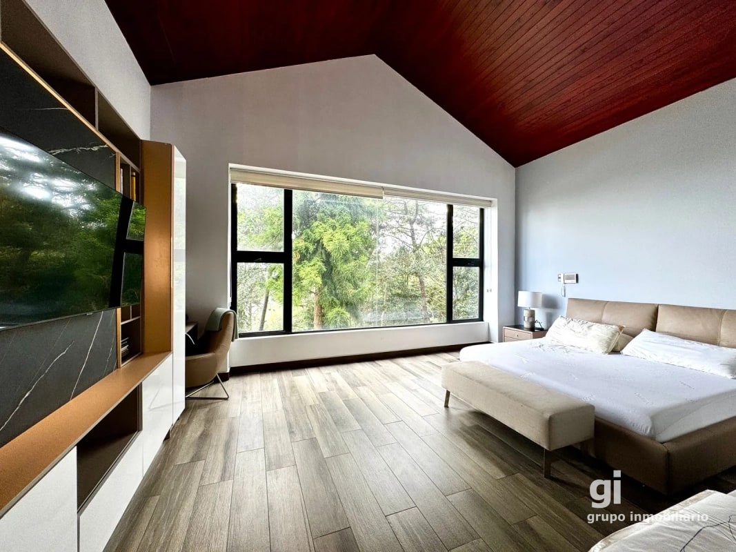 Casa en venta en Santa Rosalía con excelente distribución, jardín y pozo propio - 4