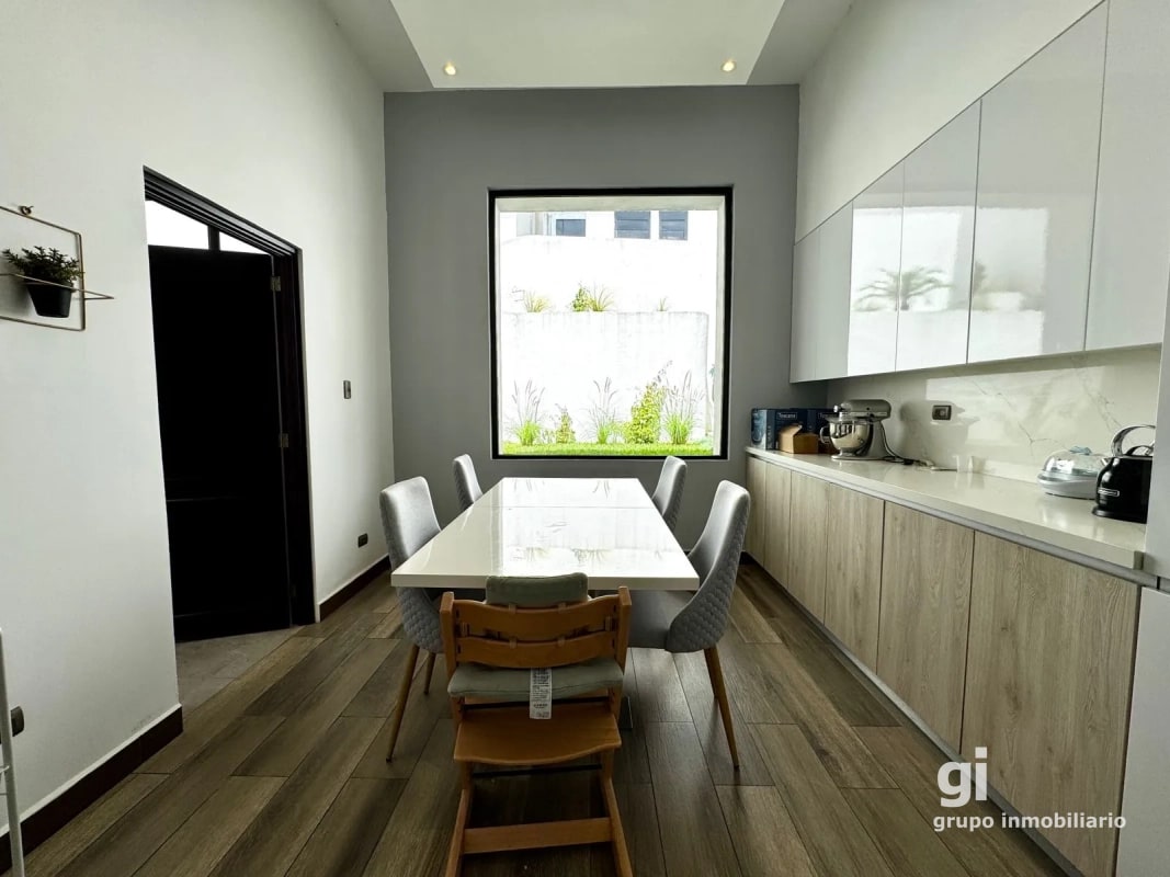 Casa en venta en Santa Rosalía con excelente distribución, jardín y pozo propio - 7
