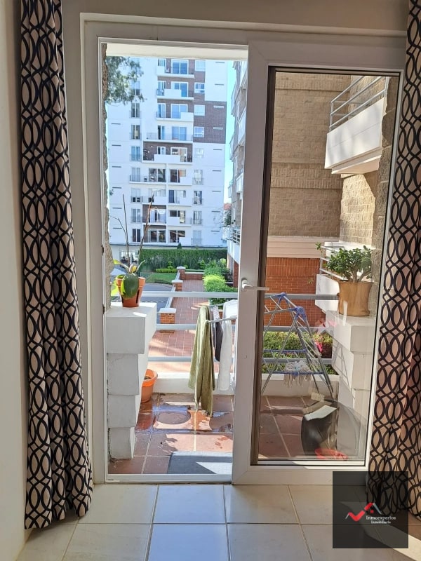 APARTAMENTO EN VENTA ZONA 7 JARDINES DE LA FLORESTA I - 9