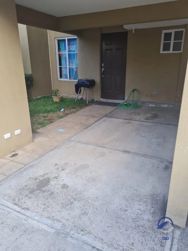 Casa en venta en Santa Rita 2, Villa Nueva - 13