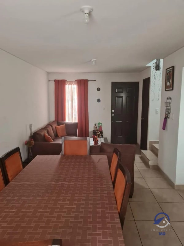 Casa en venta en Santa Rita 2, Villa Nueva - 9