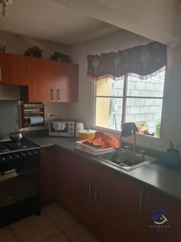 Casa en venta en Santa Rita 2, Villa Nueva - 8