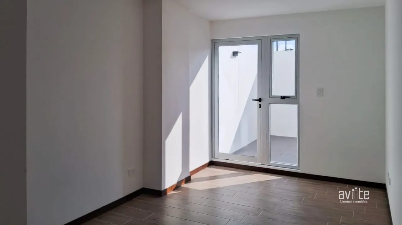 NUVO NARANJO. Apartamento con jardín tipo terraza Q1,350,000.00 — Apartamento en Venta en Condado Naranjo, Zona 4 Mixco, Guatemala, Ciudad — foto 9 de 15