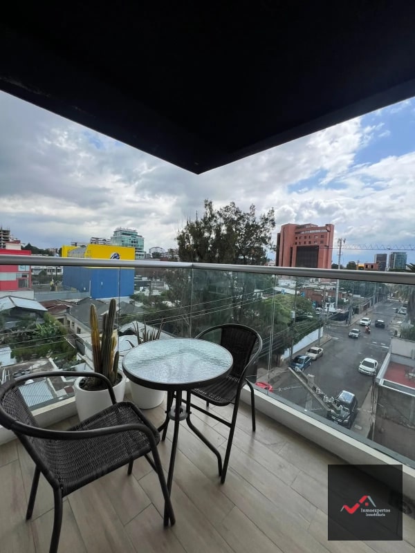 APARTAMENTO AMUEBLADO EN VENTA ZONA 10 - 12