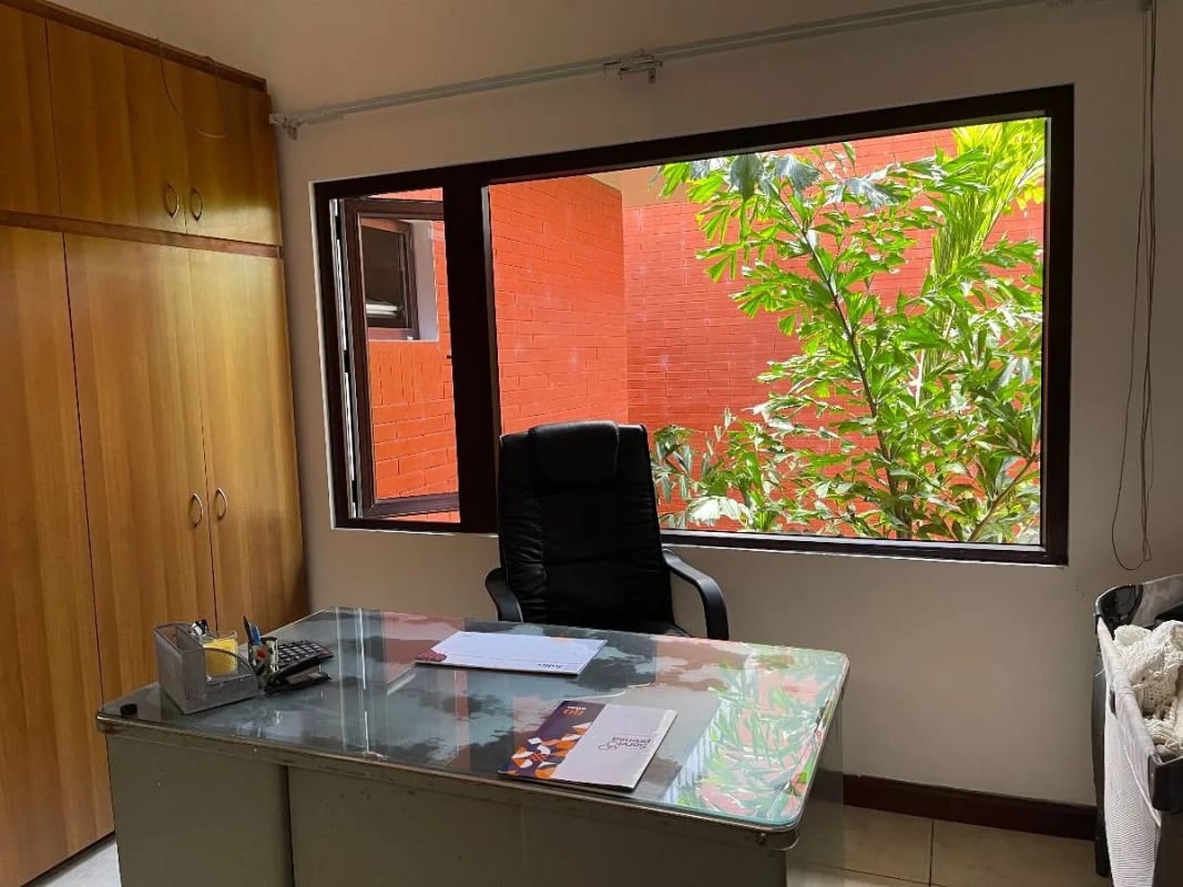 SE RENTA LINDA CASA EN UBICACIÓN PRIVILEGIADA - SAN RAFAEL 2 — Casa en Alquiler en San Rafael, Santa Catarina Pinula, Guatemala, Ciudad — foto 2 de 17