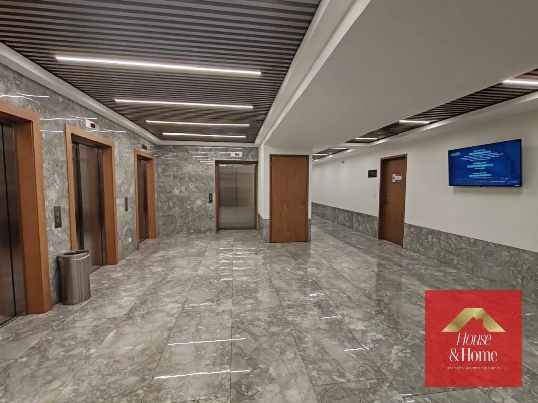 Oficinas en renta Edificio Prospere zona 14 en la zona médica (se renta para clínica u oficina) - 1