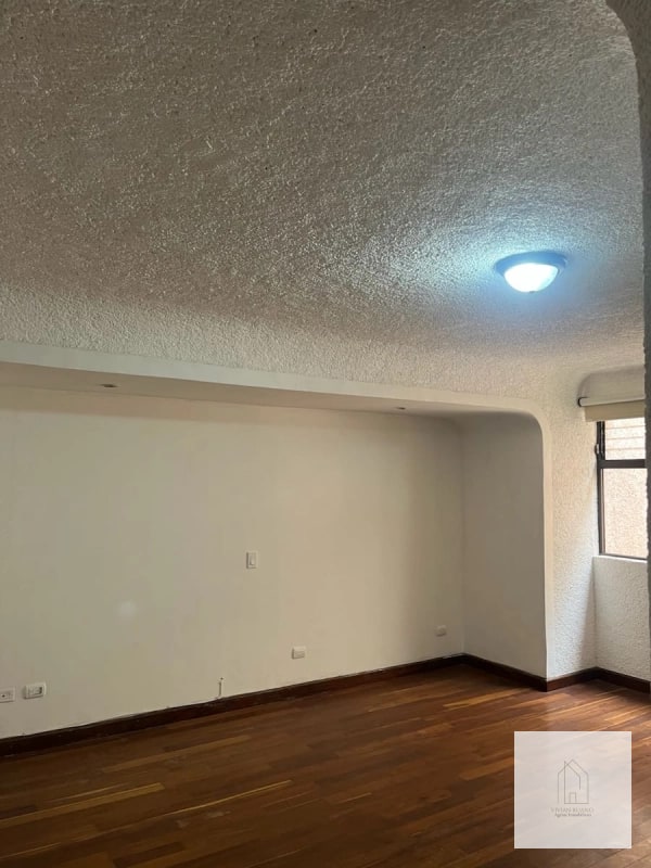 Apartamento amplio en venta/renta zona 15 - 6