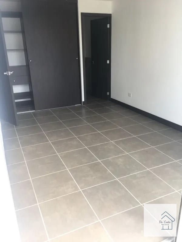 Venta apartamento zona 15 VHI — Apartamento en Venta en Zona 15, Guatemala, Ciudad — foto 5 de 7