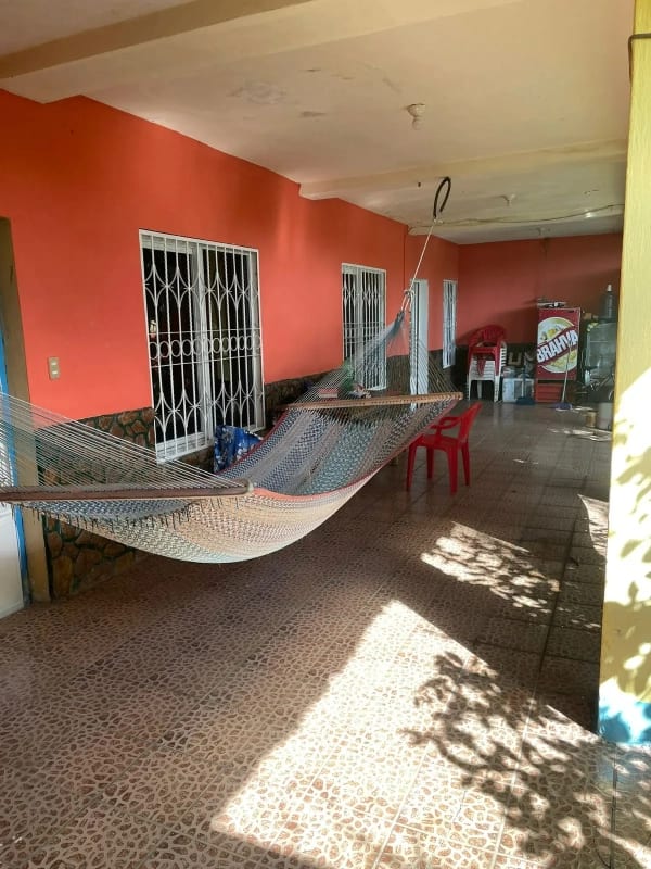 ¡Inversión de playa ideal para remodelar! 🏝️ Casa Vacacional en VENTA – Puerto Quetzal | Óptima para Airbnb — Casa vacacional en Venta en Likin, Puerto Quetzal, Escuintla — foto 11 de 16