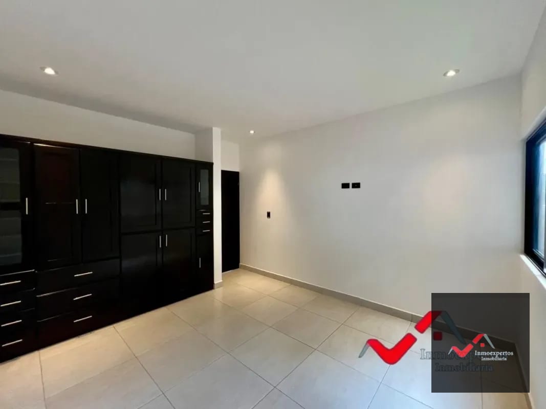 CASA EN VENTA CARRETERA CRISTO REY PIEDRA PARADA, A 3 MINUTOS DE EL PULTE  — Casa en Venta en Santa Catarina Pinula, Guatemala, Ciudad — foto 12 de 15