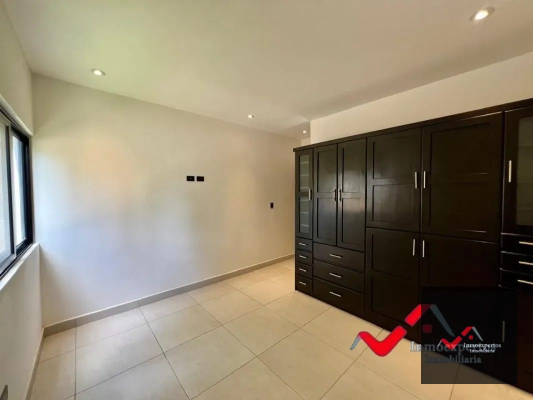CASA EN VENTA CARRETERA CRISTO REY PIEDRA PARADA, A 3 MINUTOS DE EL PULTE — Casa en Venta en Santa Catarina Pinula, Guatemala, Ciudad — foto 4 de 15