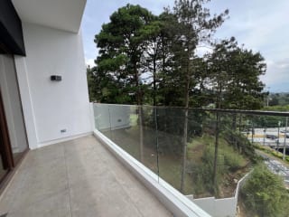 APARTAMENTO NUEVO VENTA ZONA 15 , SAN LÁZARO 154 Mts2 + 39 MTS2 TERRAZA + 25 MTS2 PARQUEOS + 5.73 BODEGA — Apartamento en Venta en Zona 15, Guatemala, Ciudad — miniatura 1 de 5