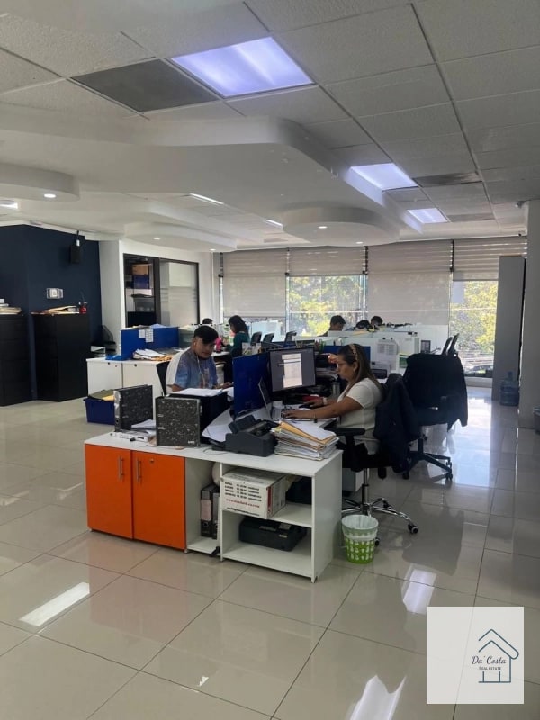 Locales en Venta zona 10 - 3