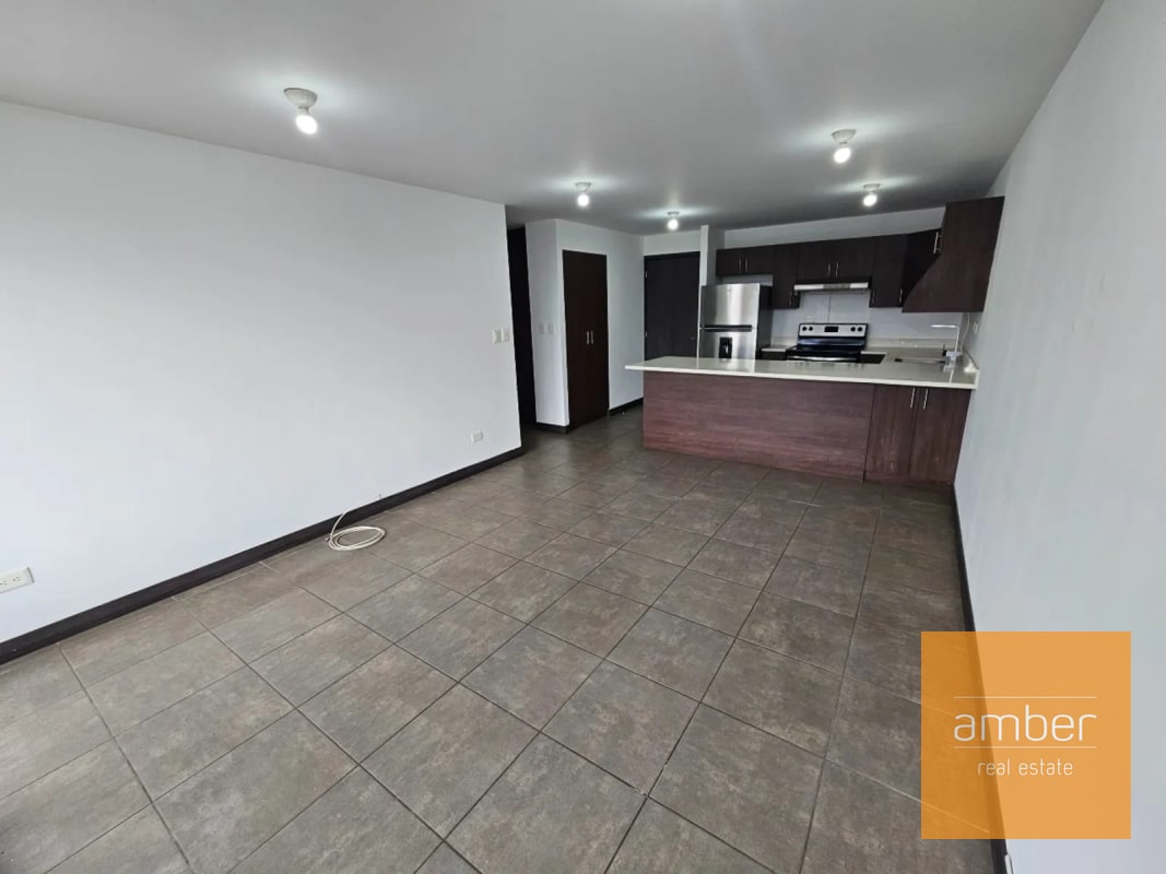 Apartamento en Edificio 3-85, zona 15 - 14