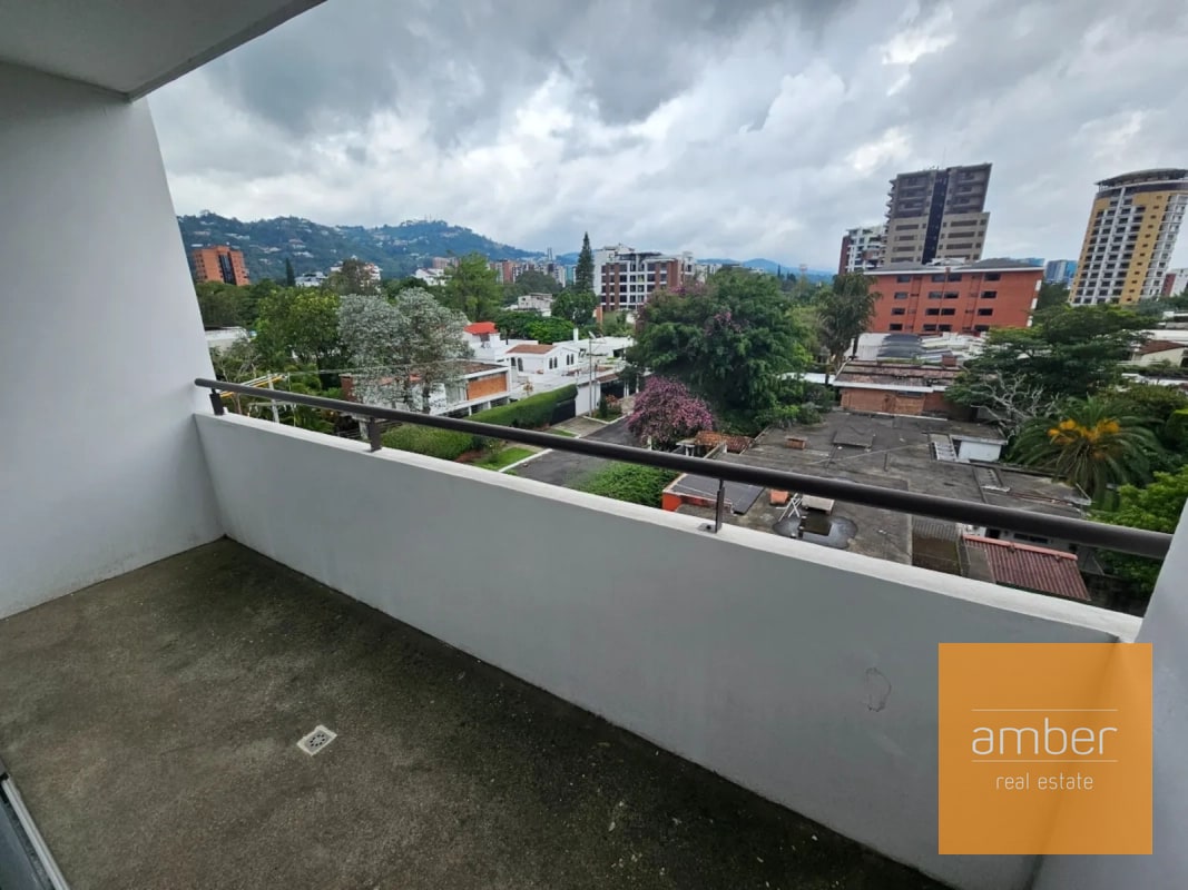 Apartamento en Edificio 3-85, zona 15 - 8