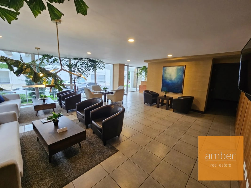 Apartamento en Edificio 3-85, zona 15 - 5
