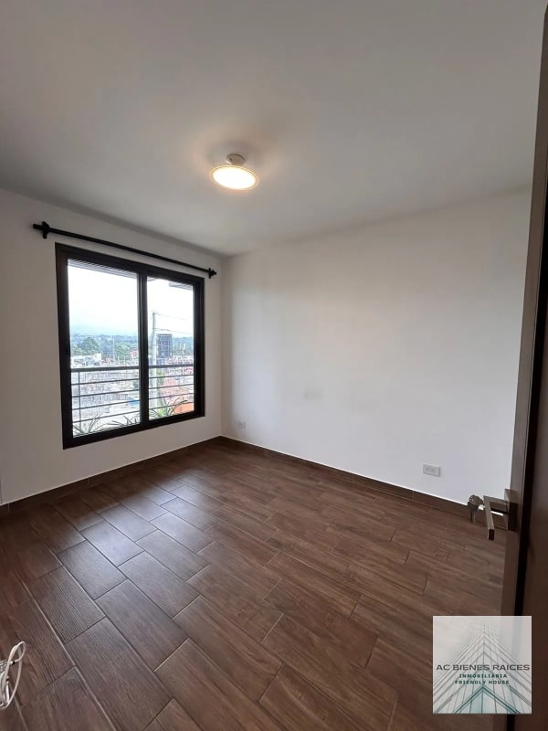 RENTA /VENTA APARTAMENTO BALMES ZONA 11 - 8