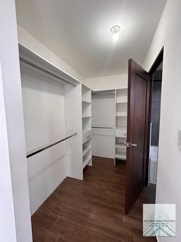 RENTA /VENTA APARTAMENTO BALMES ZONA 11 - 7
