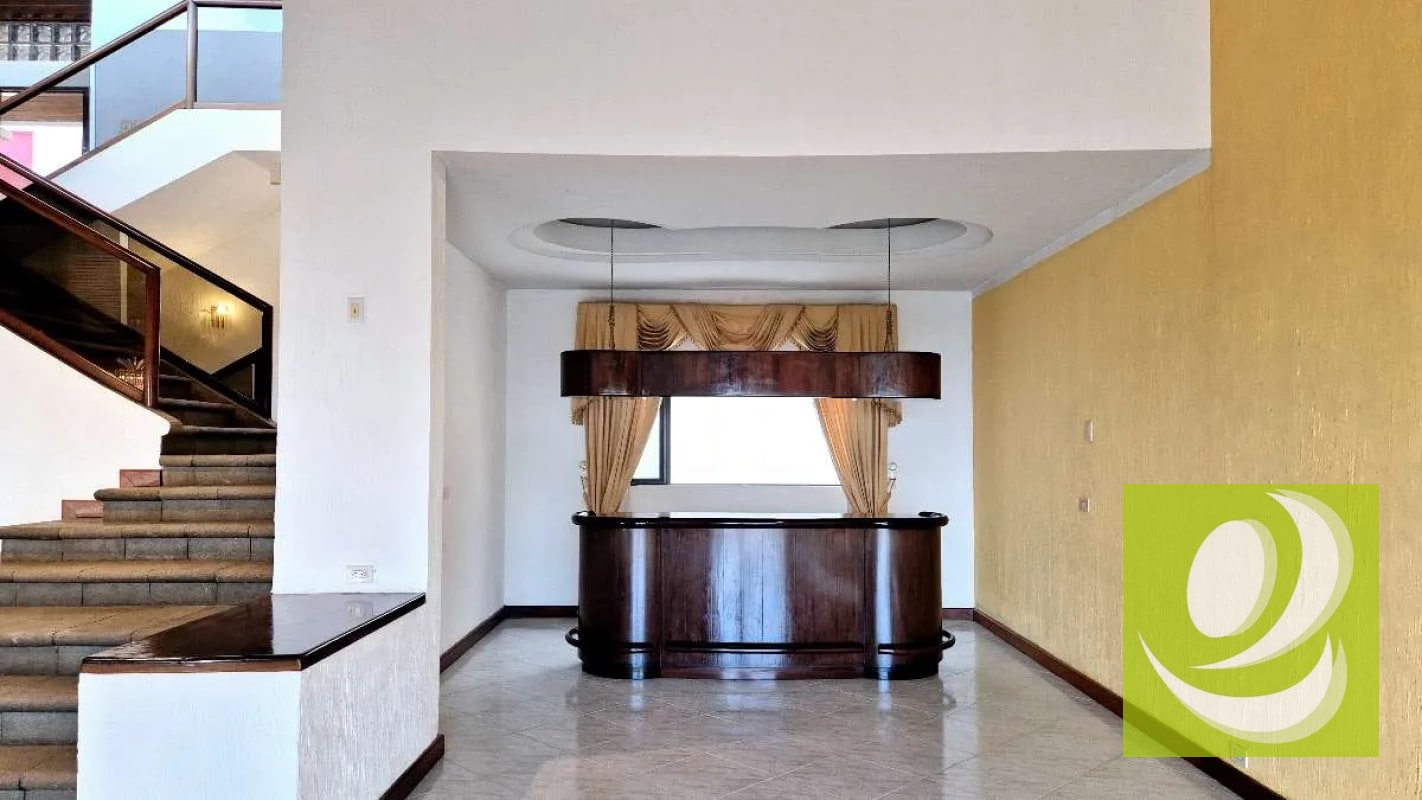En venta casa de lujo en km 9.5 CAES - 5