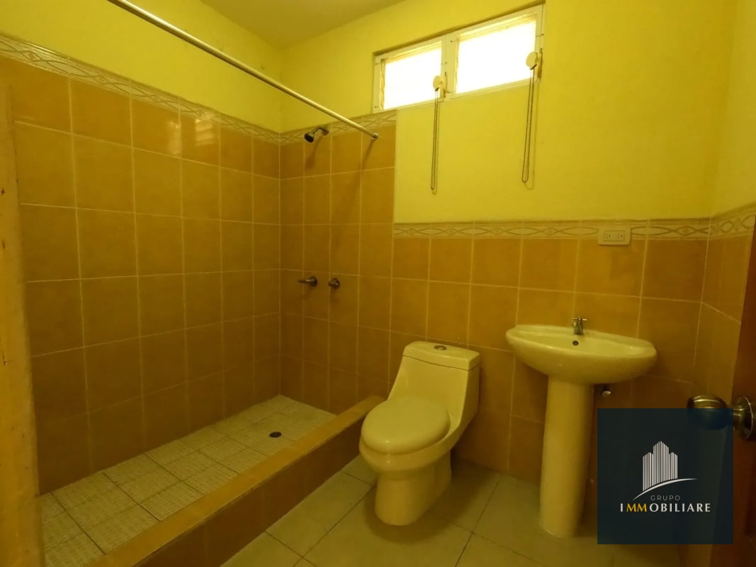 Casa en venta en zona 11 Colonia Roosevelt, Cerca del CUM - 5