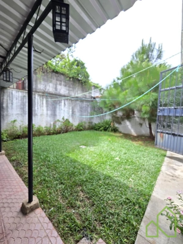 Casa en Venta en Condominio Zona 11 - 10