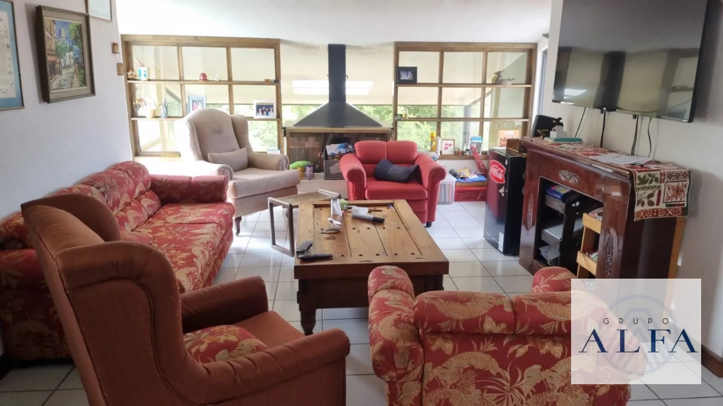 CASA EN VENTA LOMAS DE SAN RAFAEL KM 16 CAES. U$565,000.00 negociable - 4