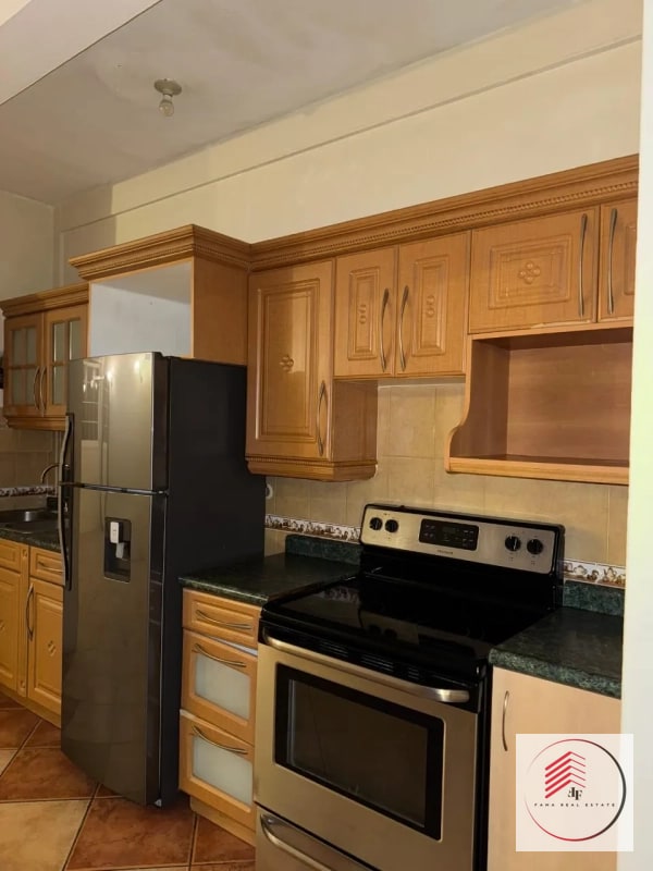 RENTA DE céntrico apartamento de una habitación en zona 10 a una cuadra de Okland Mall diagonal 6 — Apartamento en Alquiler en Zona 10, Guatemala, Ciudad — foto 7 de 15