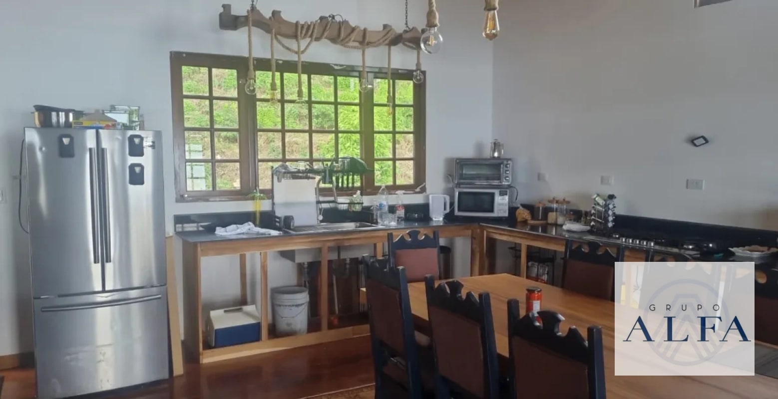 20 MANZANAS CON CASA DE CAMPO PARA RECREACION O INVERSIÓN - 12