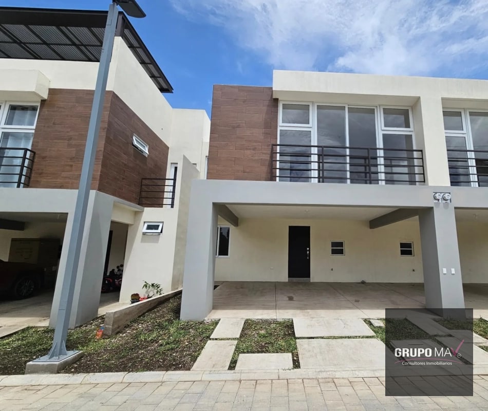 Casa Nueva dentro de Pinabetes Condominio Eucaliptos - 11