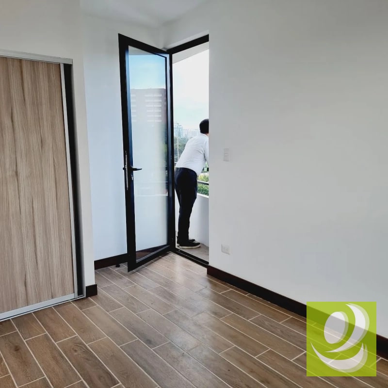 APARTAMENTO EN VENTA ZONA 14 - 9