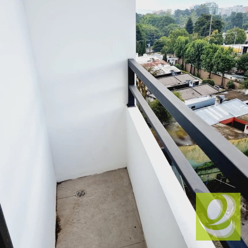 APARTAMENTO EN VENTA ZONA 14 - 4