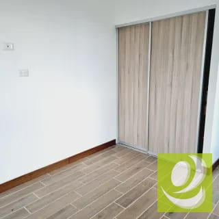 APARTAMENTO EN VENTA ZONA 14 — Apartamento en Venta en Vila Catorce, Zona 14, Guatemala, Ciudad — miniatura 3 de 9