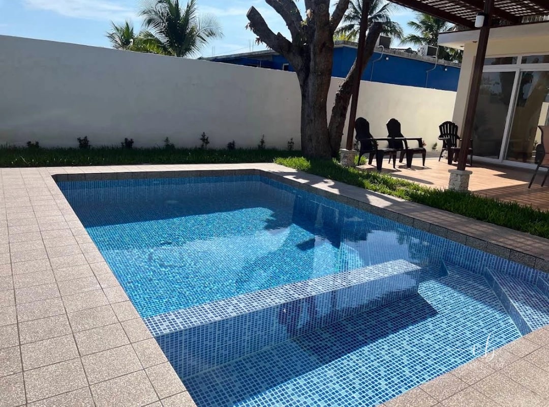 Casa de playa en venta - Monterrico - 10