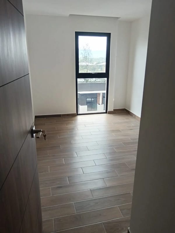 Se renta apartamento, 3 hab, Parque 14, $1200 — Apartamento en Alquiler en Parque 14, Zona 14, Guatemala, Ciudad — foto 9 de 10