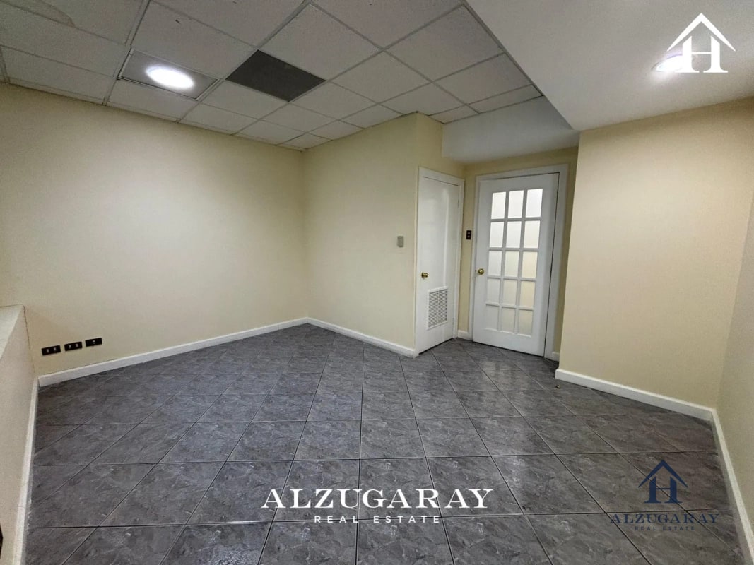 OFICINA TABICADA, ZONA 14 - 100 MT2 / EDIF. EUROPLAZA - 4