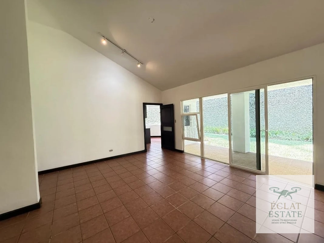 Casa en Renta Km 13.5 CAES | 1 Nivel | 406 m² de Construcción - 8